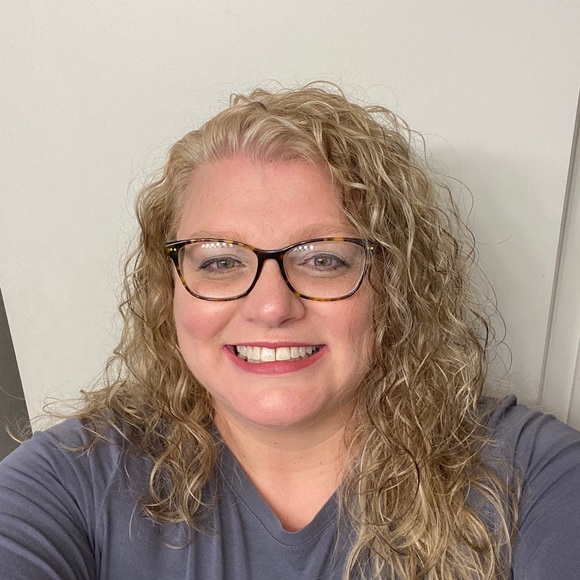 Meet your Posher, Paula - Picture 1 of 1